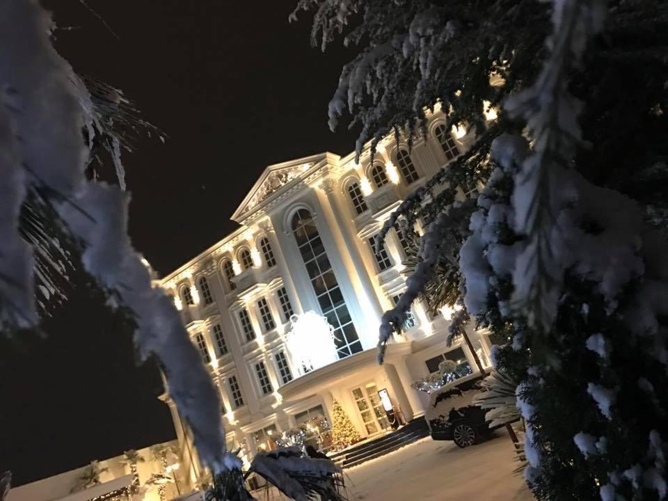 Hotel Britania Tiranë Luaran gambar