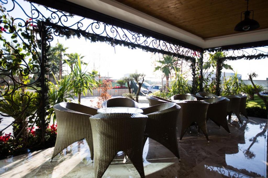 Hotel Britania Kamez Luaran gambar